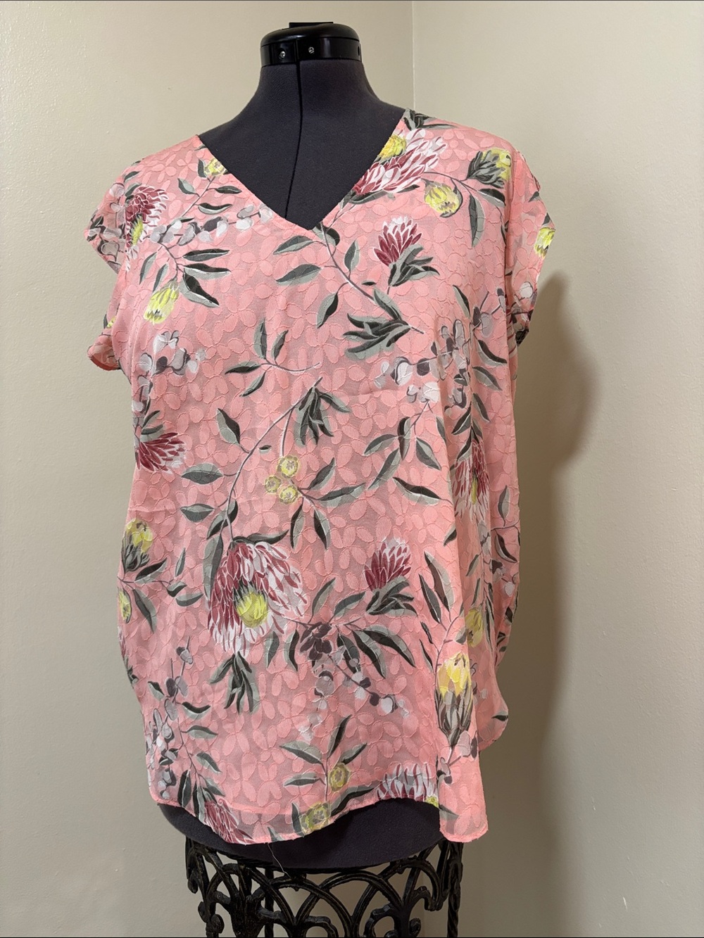 LOFT Pink Floral V-Neck Cap-Sleeve Blouse